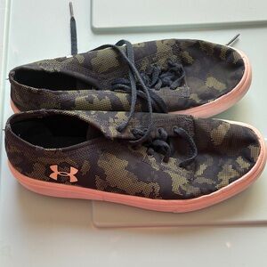 Under Armour Black and Green Camouflage Shoes